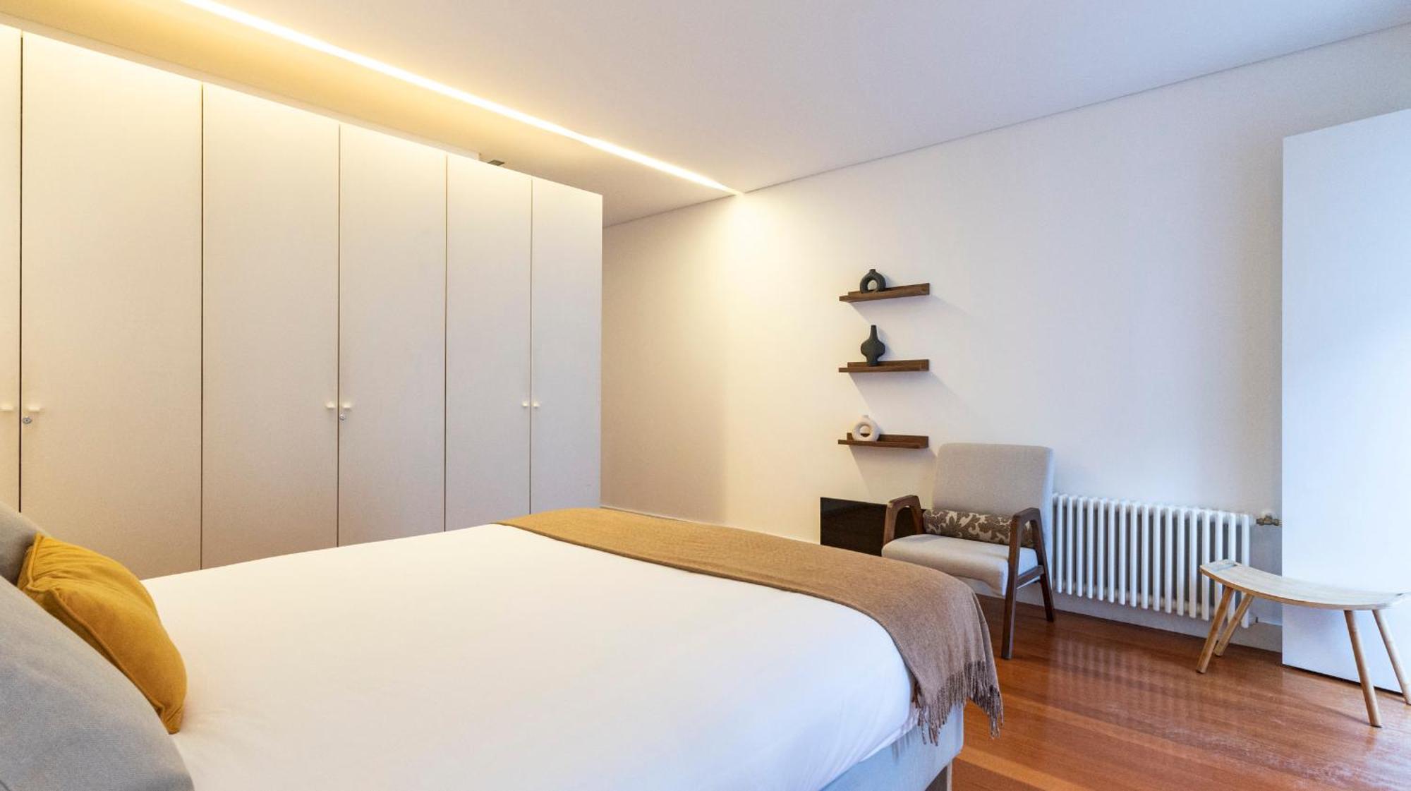 Fabrica Three-story Charm By Lovelystay Oporto
