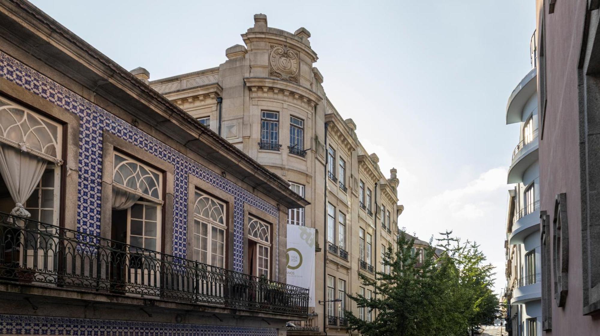 Appartamento Fabrica Three-story Charm By Lovelystay