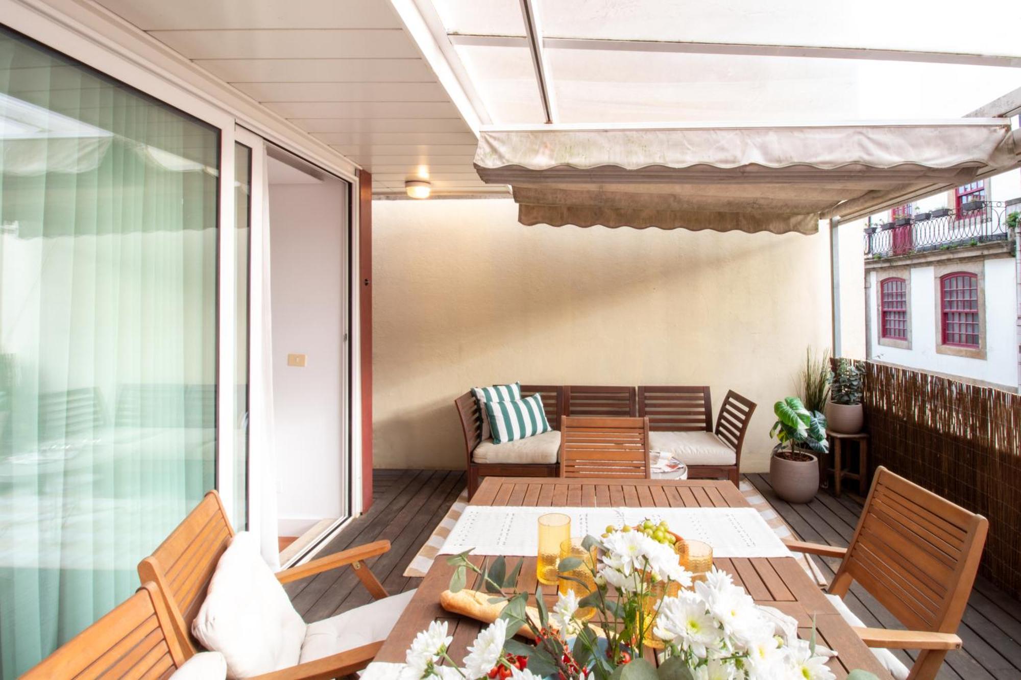 Appartamento Fabrica Three-story Charm By Lovelystay Oporto